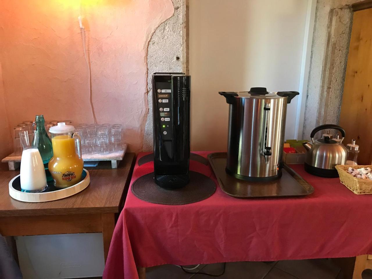 Méaudre Hotel La Prairie מראה חיצוני תמונה