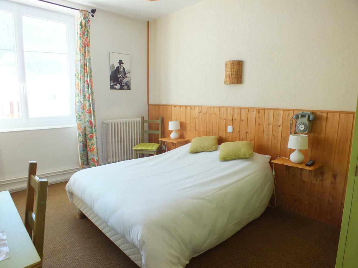 Méaudre Hotel La Prairie מראה חיצוני תמונה